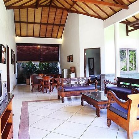 Legian Grand Bali Villa מראה חיצוני תמונה