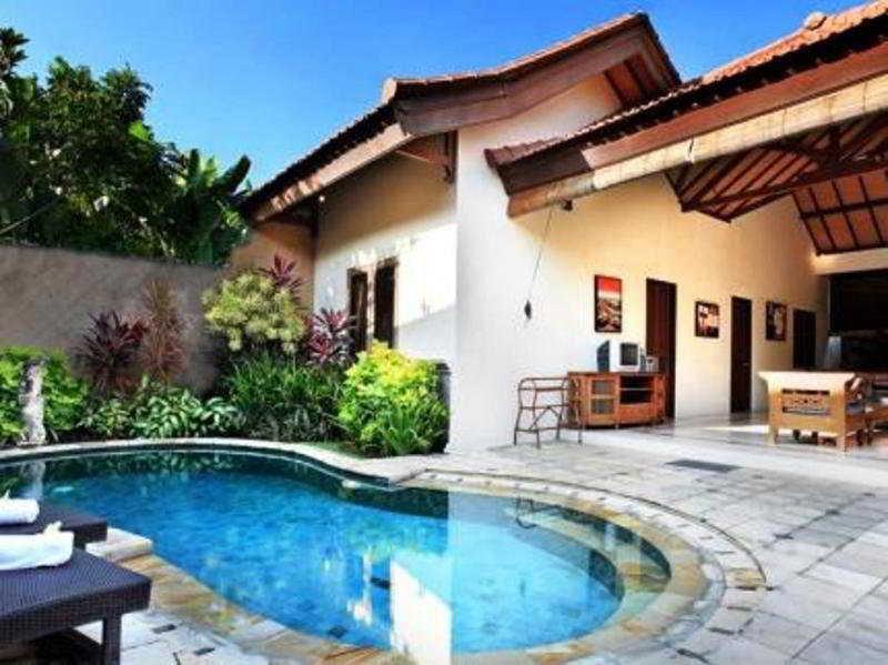 Legian Grand Bali Villa מראה חיצוני תמונה