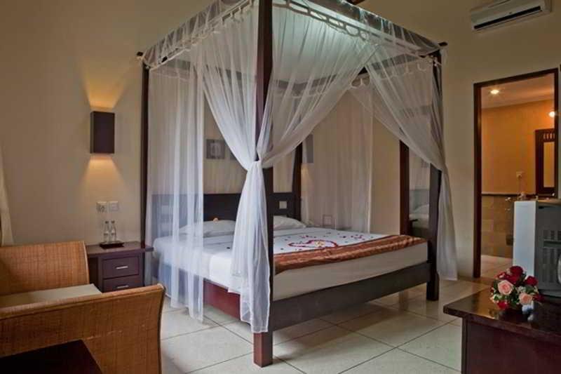Legian Grand Bali Villa מראה חיצוני תמונה